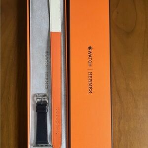 Hermès Apple Watch 40mm Double Tour band, Indigo/Craie/Orange swift